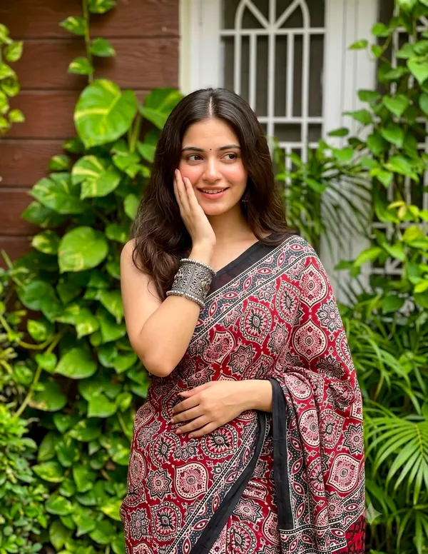 Printed_Kalamkari_Crepe_Saree_(Red)