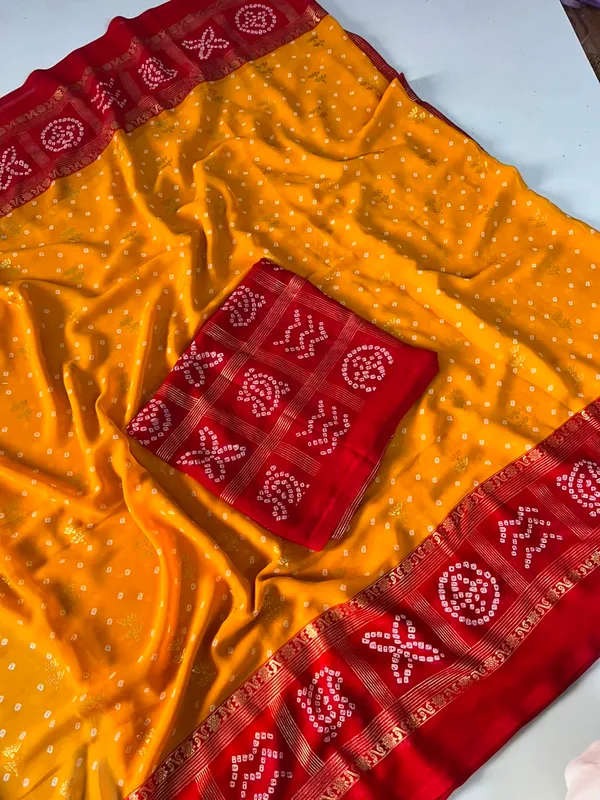 Yellow_Georgette_Printed_Saree_With_Printed_Blouse