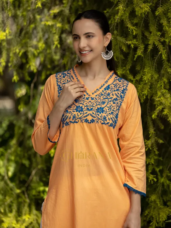 Ishq_Mul_Cotton_Blush_Orange_Fine_Chikankari_Kurta_In_Blue_Thread