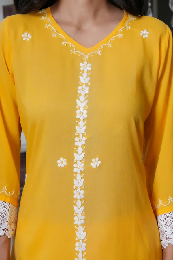 Sahiba_Modal_Chikankari_Coord_Set