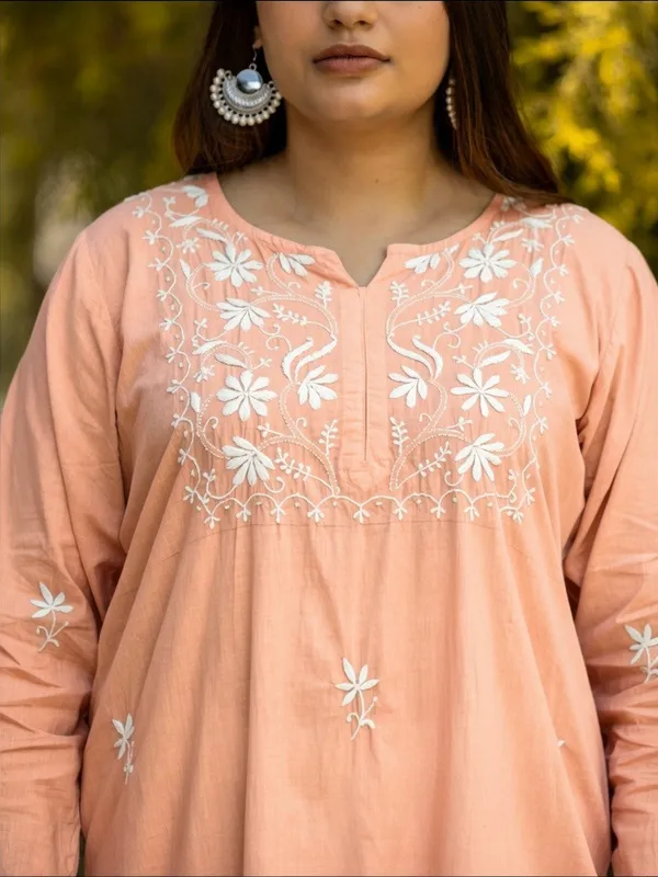 Sahiba_Peach_Pink_Pure_Cotton_Chikankari_Kurta_With_Very_Intricate_Hand_Embroidery