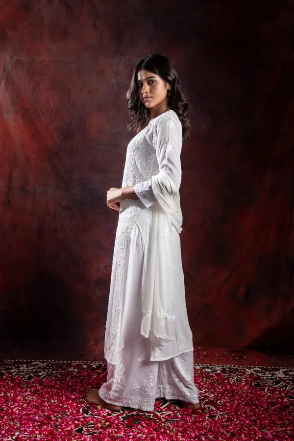 Ishq_Georgette_Kurta_With_Resham_Jaal_And_Mukaish_Work_White