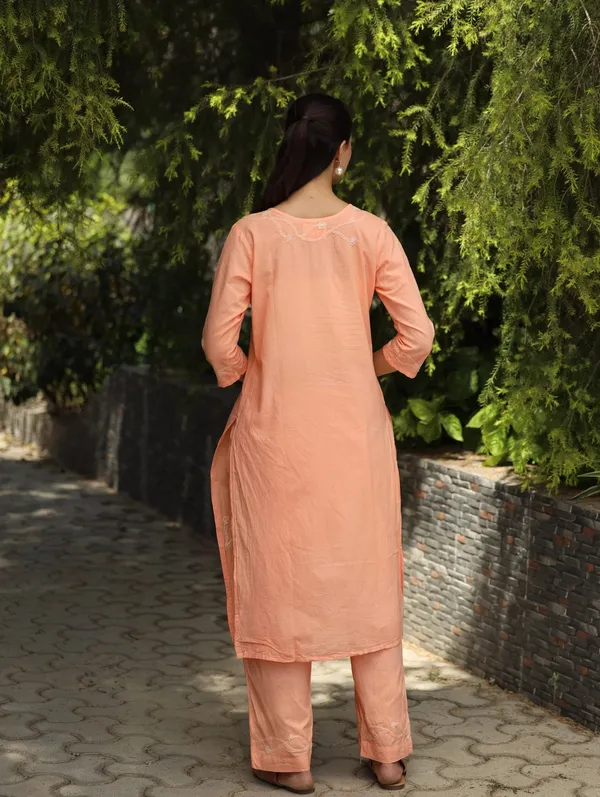 Heer_Mul_Cotton_2_Pc_Peach_Chikankari_Kurta_Set