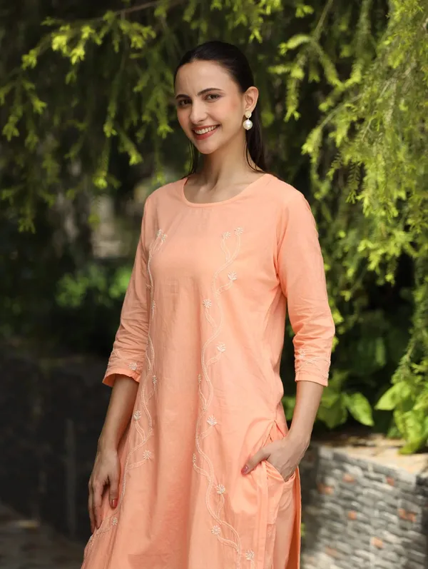 Heer_Mul_Cotton_2_Pc_Peach_Chikankari_Kurta_Set