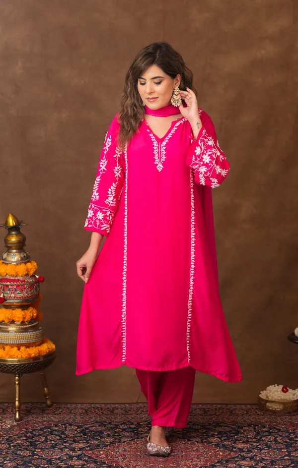 Jashn_Premium_Muslin_Chikankari_Fuchisia_A_Line_3pc_Kurta_Set_With_Dupatta
