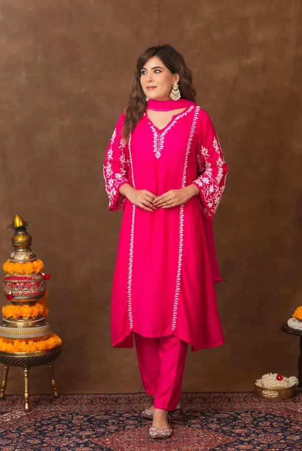 Jashn_Premium_Muslin_Chikankari_Fuchisia_A_Line_3pc_Kurta_Set_With_Dupatta
