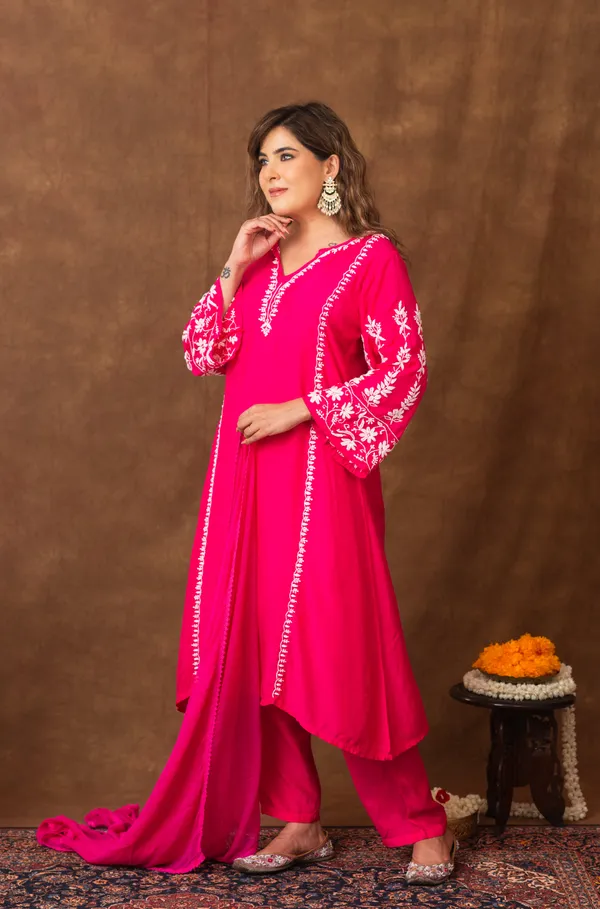 Jashn_Premium_Muslin_Chikankari_Fuchisia_A_Line_3pc_Kurta_Set_With_Dupatta