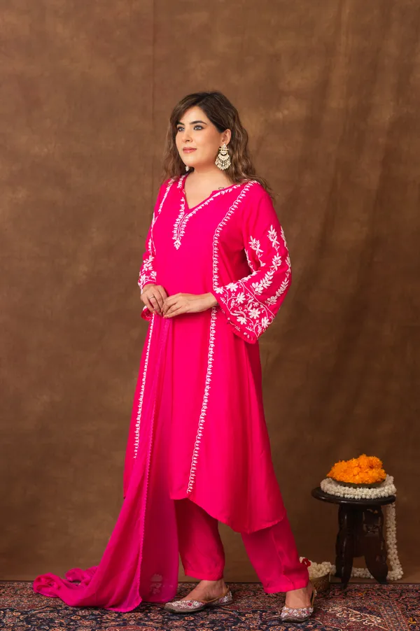 Jashn_Premium_Muslin_Chikankari_Fuchisia_A_Line_3pc_Kurta_Set_With_Dupatta