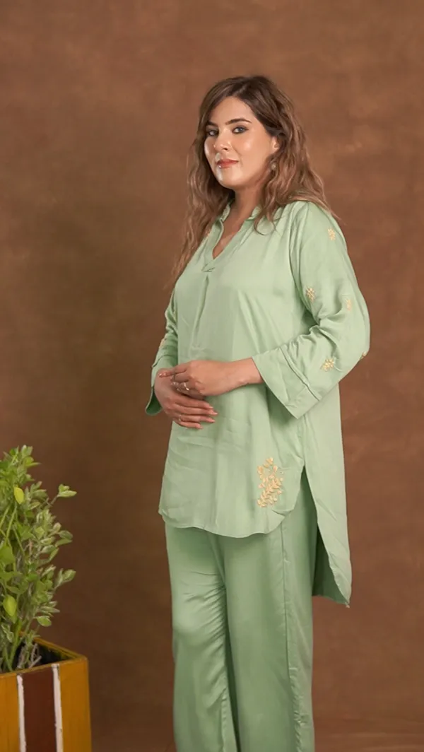 Jashn_Premium_Twilight_Silk_Chikankari_Coord_Set_Sage_Green