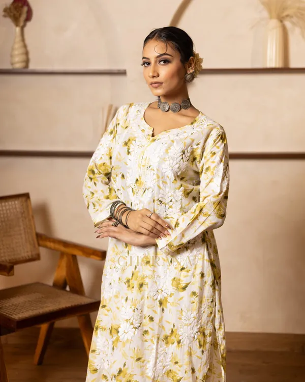 Eesha_Chikankari_Mulmul_Floral_Printed_Kurta_Green