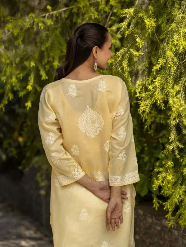 Sahiba_Chikankari_Pastel_Yellow_Cotton_Bakhiya_Work_Kurta_With_Matching_Slip