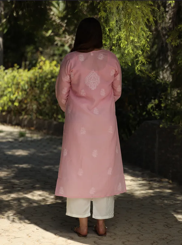 Sahiba_Chikankari_Light_Pink_Cotton_Bakhiya_Work_Kurta_With_Matching_Slip