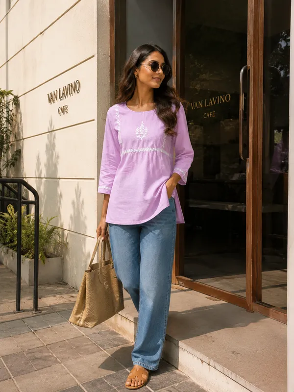 Saheba_Chikankari_Lavender_Rose_Cotton_Top
