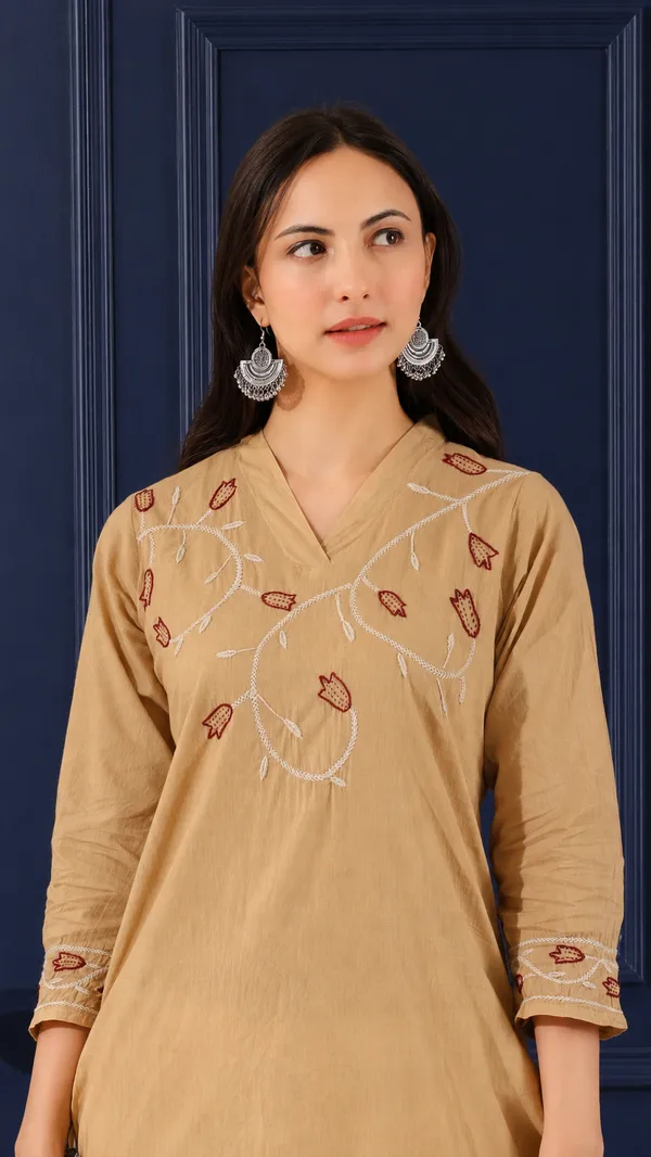 Heer_Mul_Cotton_Beige_Chikankari_Kurta_Set