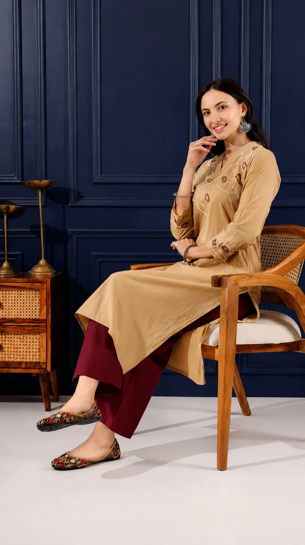 Heer_Mul_Cotton_Beige_Chikankari_Kurta_Set