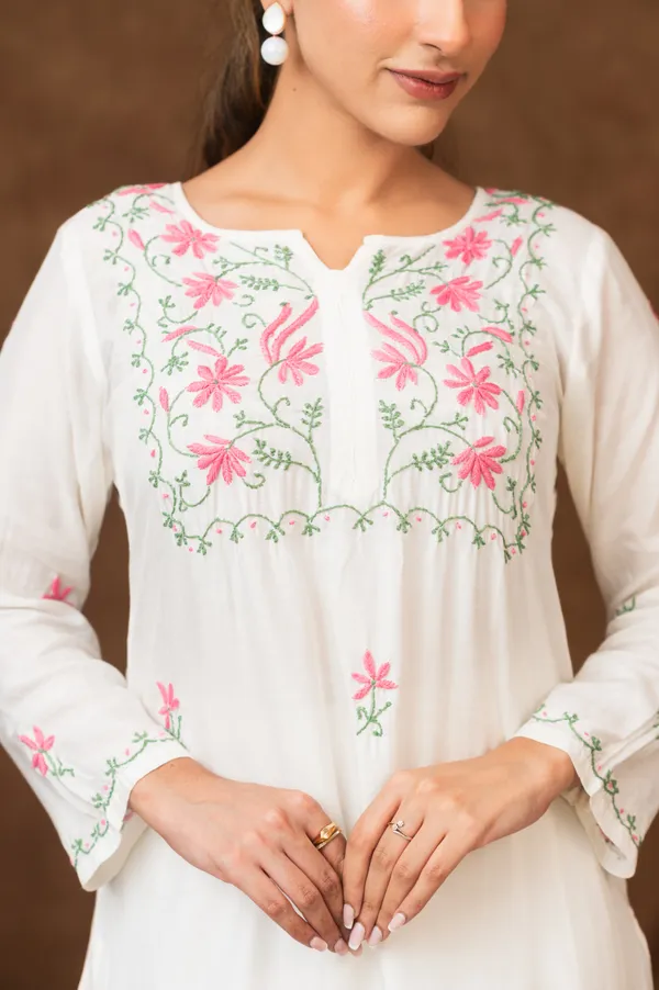 Jashn_Premium_Muslin_Chikankari_Kurta