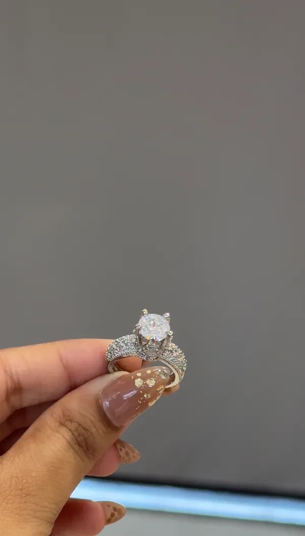 Silver_Tone_Pavé_Solitaire_Ring_for_Women