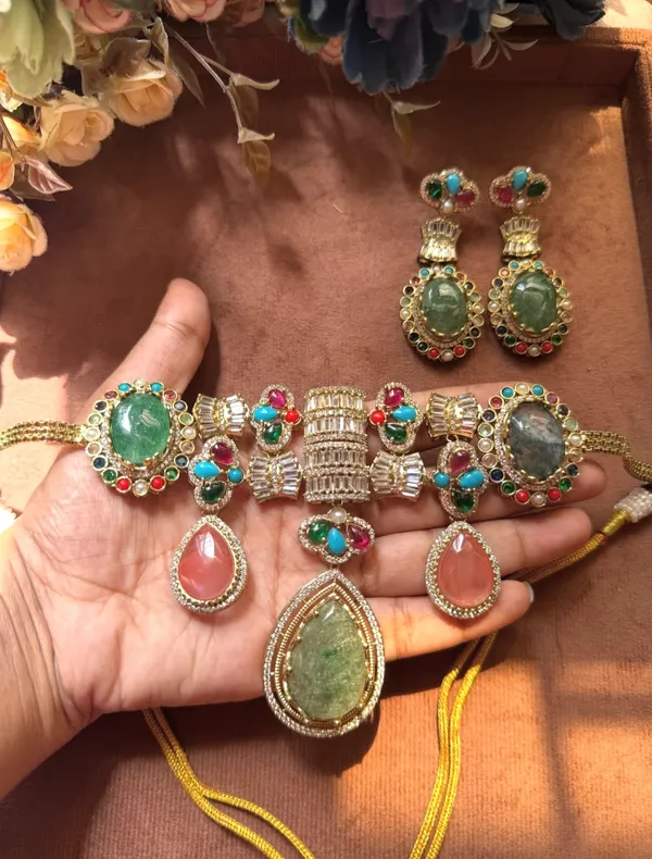 Gold_Tone_Multicolour_Necklace_Set_for_Women