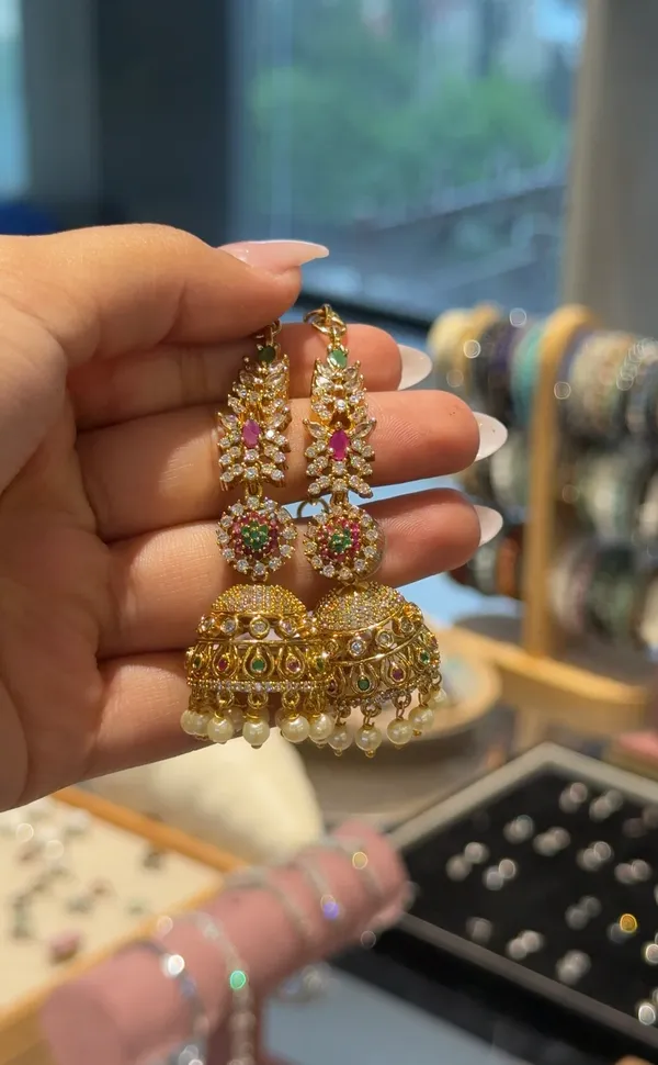18k_gold_polish_earrings