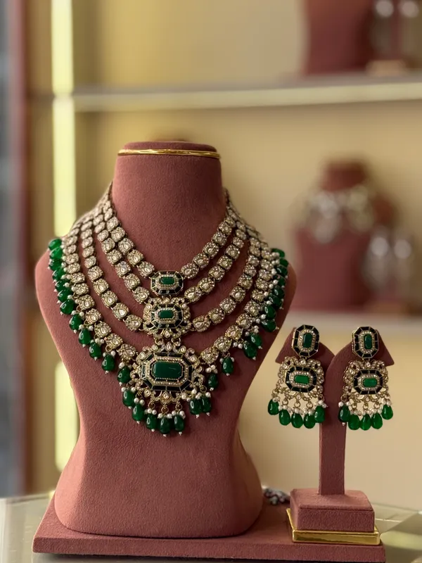 Green_Stone_Bridal_Necklace_Set_for_Women