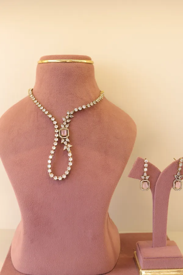 Silver-Tone_Crystal_Necklace_Set_for_Women
