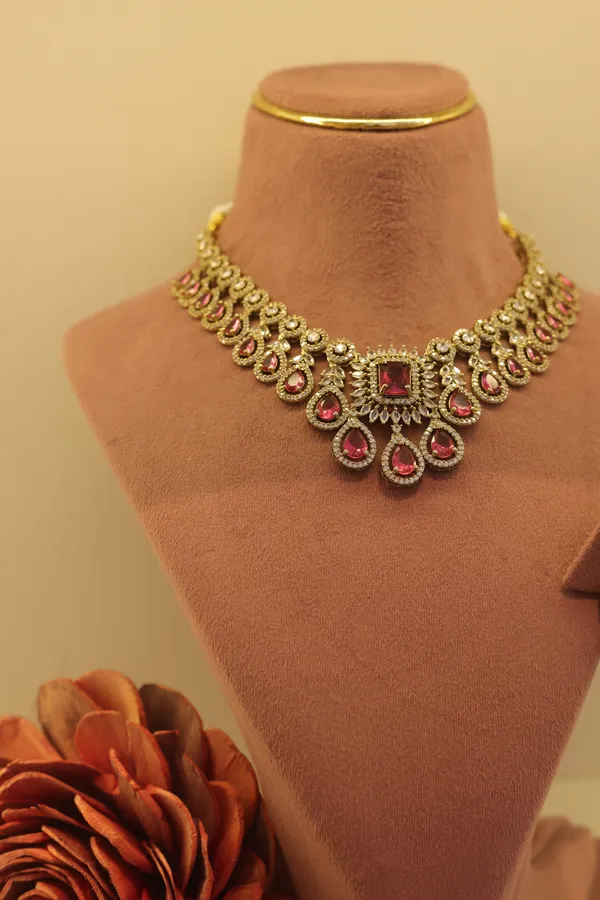 Gold_Tone_Kundan_Style_Bracelet_for_Women