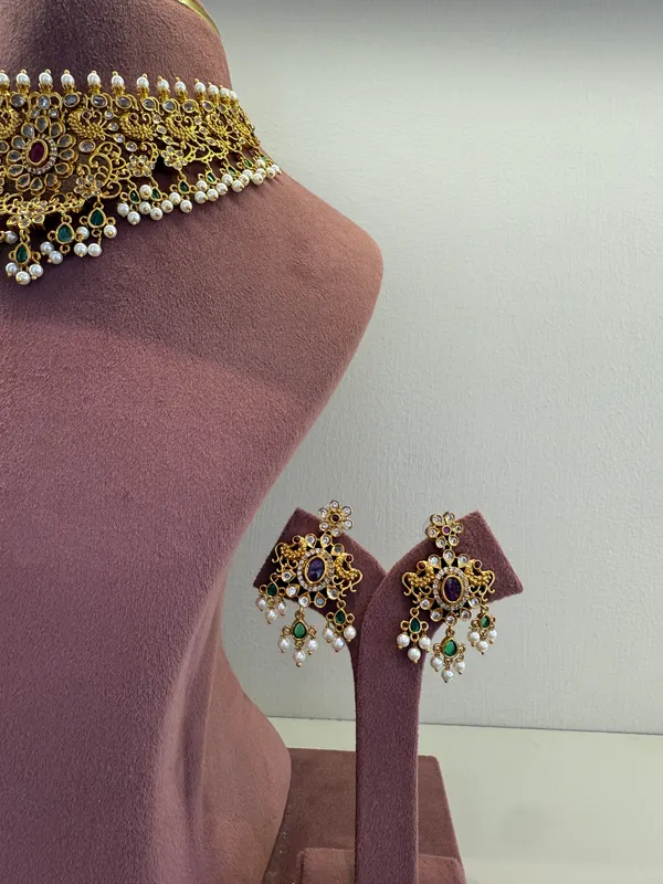 Handcrafted_18_K_Gold_Polish_Necklace_And_Earrings_Set