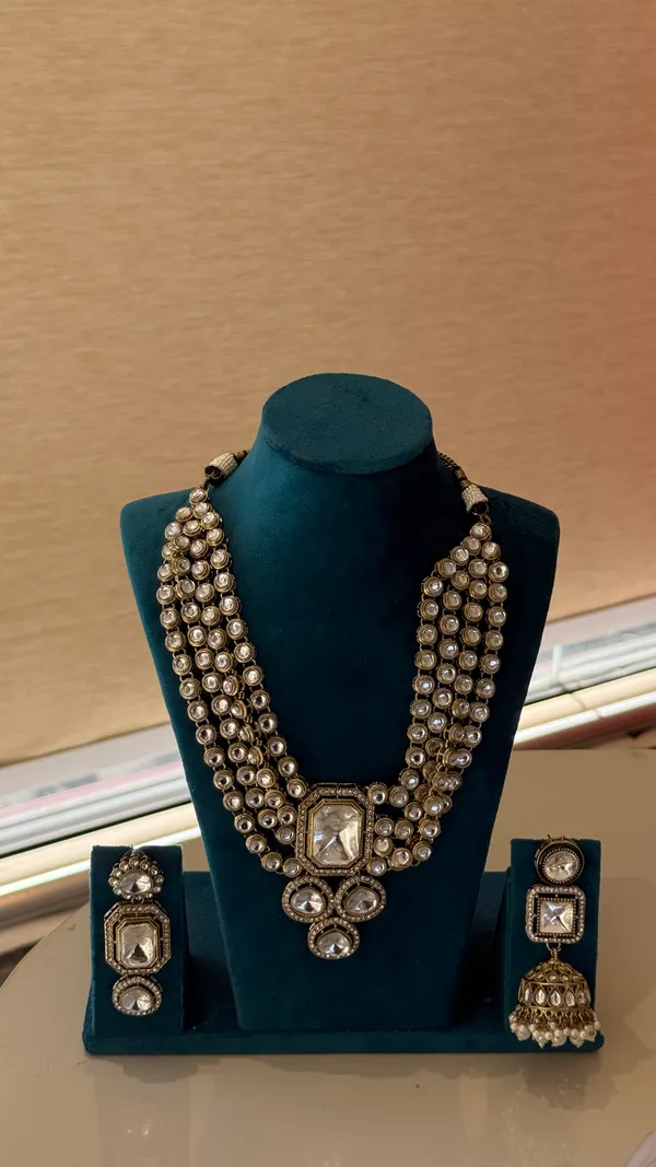 kundan_Layers_Necklace_Set_for_Women
