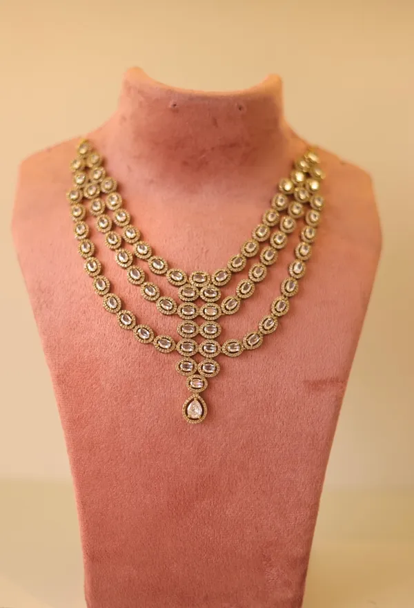 Engagement_necklace_set