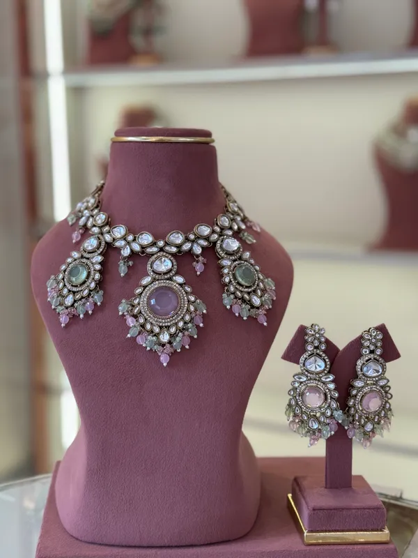 Silver-Tone_Multicolour_Stone_Necklace_Set_for_Women