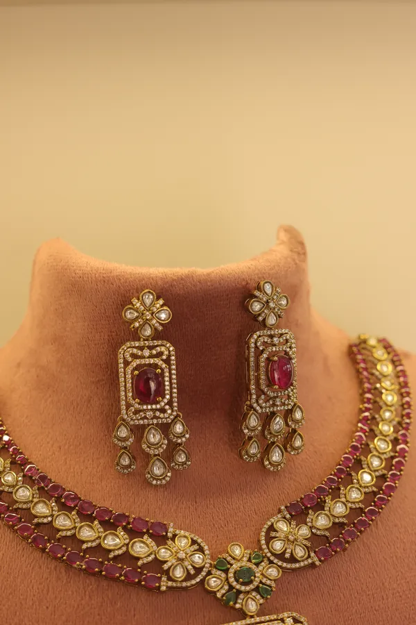 Gold_Tone_Red_And_Green_Stone_Necklace_Set_for_Women
