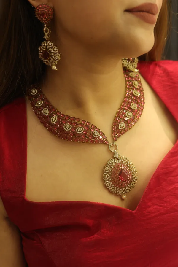 Gold_Tone_Red_Embellished_Necklace_And_Earring_Set_For_Women
