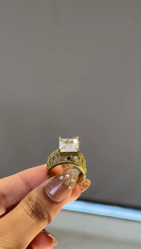 Gold_Tone_Rectangular_Stone_Statement_Ring_for_Women