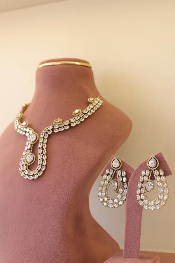 Gold-Tone_Rhinestone_Bracelet_And_Earrings_Set