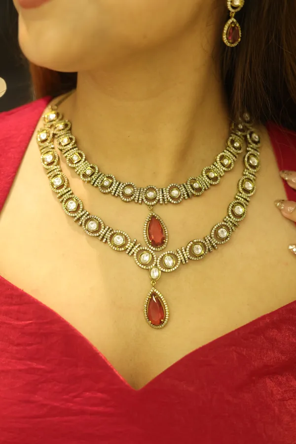Gold_Tone_Kundan_Necklace_Set_for_Women