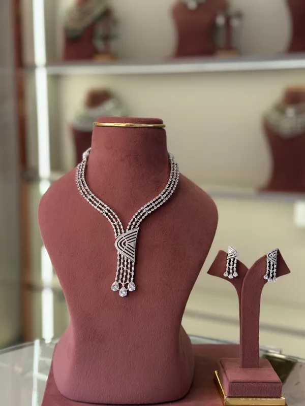 Silver_Tone_Layered_Necklace_And_Earrings_Set_for_Women