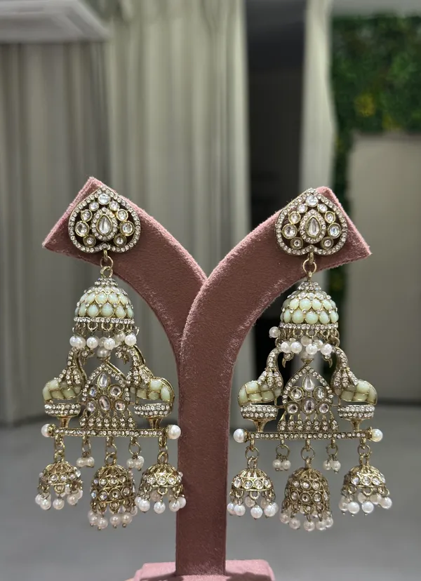 Jhumka_Earrings_for_Women