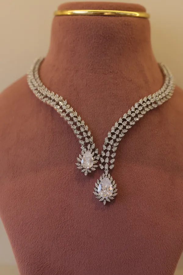 Silver-Tone_Crystal_Necklace_Set_for_Women