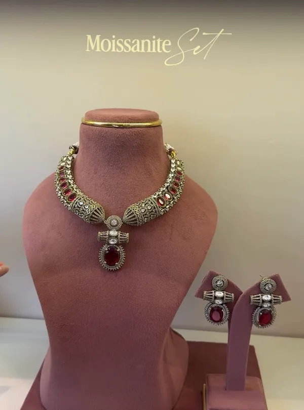 Barkat_Moissanite_Necklace_And_Earrings_Set