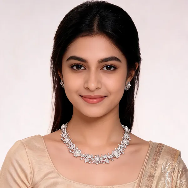 Silver_Pearl_Floral_Necklace_For_Women