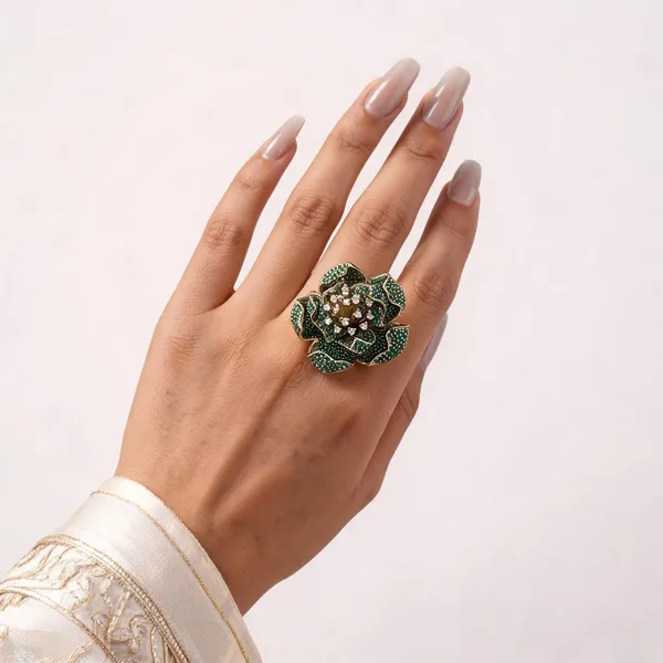 Emerald_Statement_Ring_For_Women