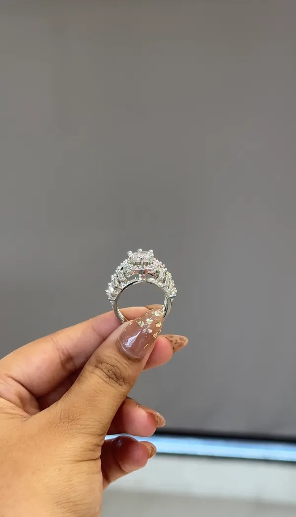 Silver_Tone_Crystal_Halo_Ring_for_Women
