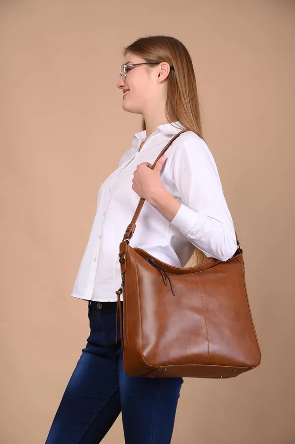Tan_Pu_Premium_Shoulder_Bag_For_Women