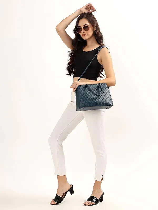 Blue_Pu_Premium_Handbag_For_Women