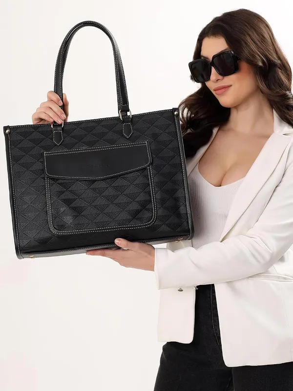 Black_Pu_Premium_Laptop_Tote_Bag_For_Women