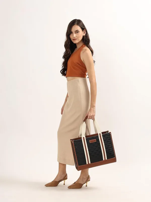 Black_And_Tan_Pu_Premium_Laptop_Tote_Bag_For_Women