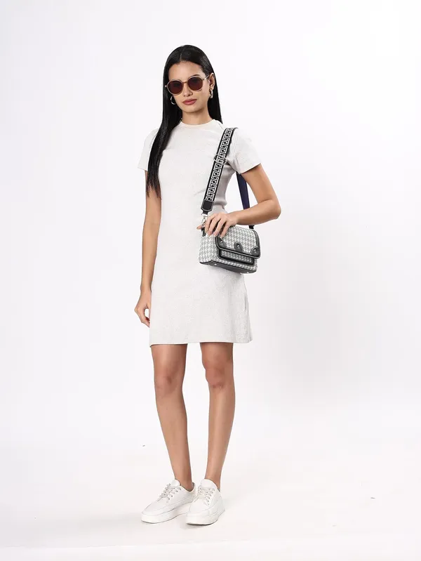 Grey_And_Black_Pu_Premium_Sling_Bag_For_Women