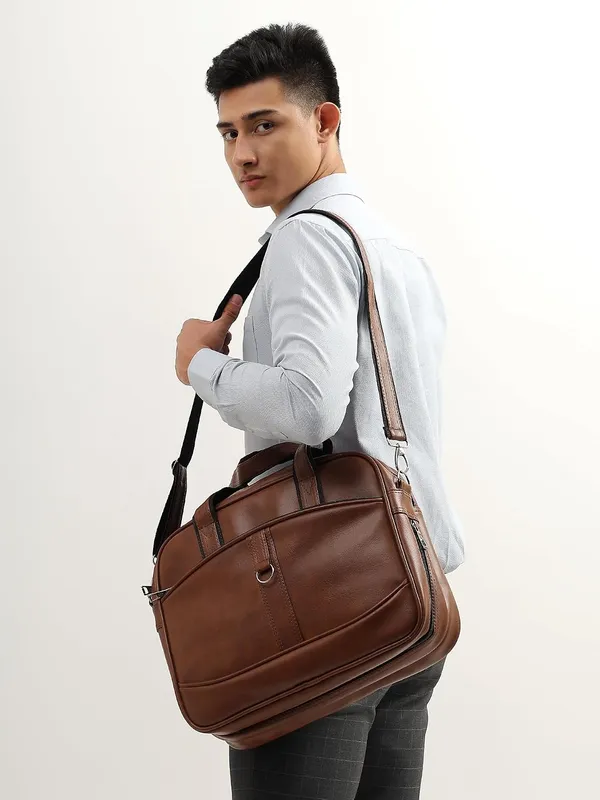 Tan_Pu_Premium_Laptop_Tote_Bag_For_Men