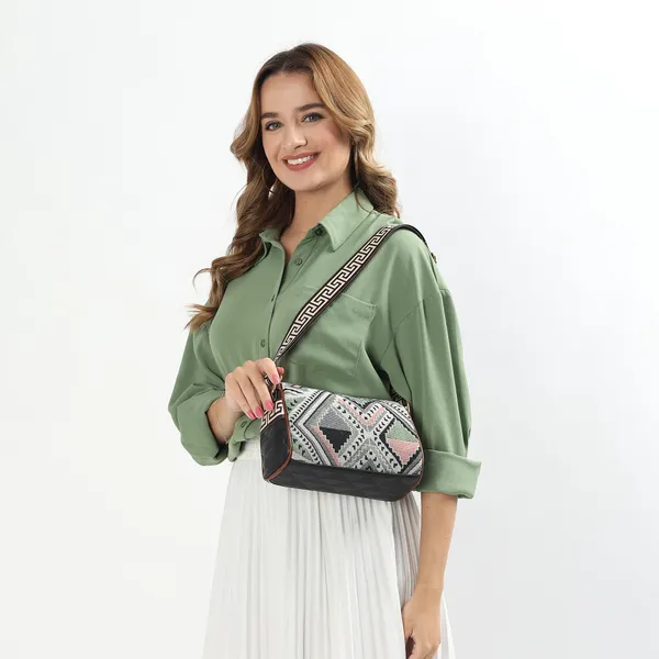 Green_And_Black_Jute_Premium_Sling_Bag_For_Women