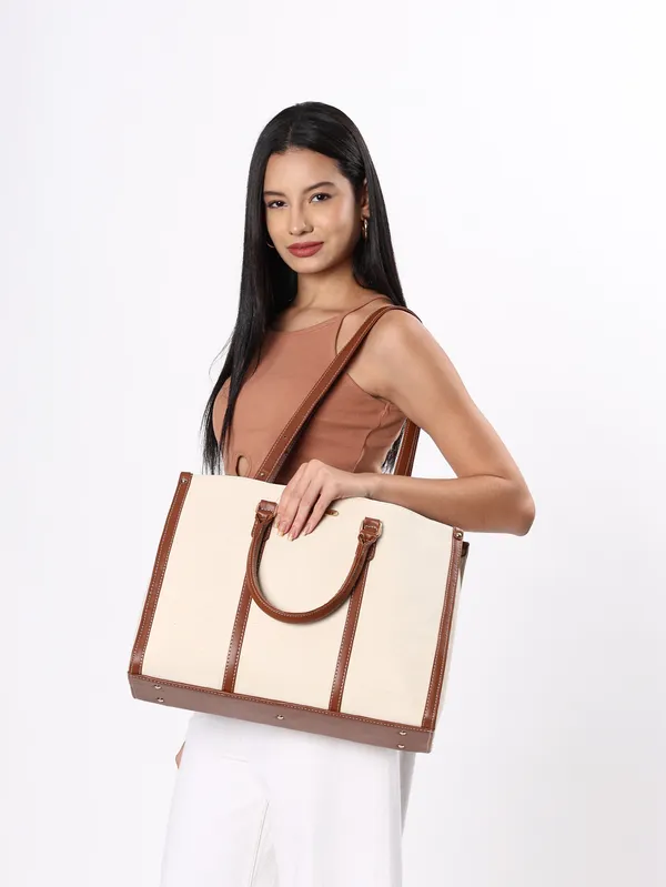 Beige_And_Tan_Canvas_Premium_Laptop_Tote_Bag_For_Women
